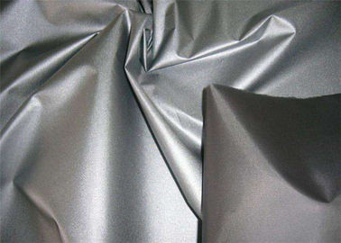 Porcellana Colore d'argento/porpora di conteggio del filato del tessuto 190T del taffettà del poliestere ha personalizzato comodo fornitore