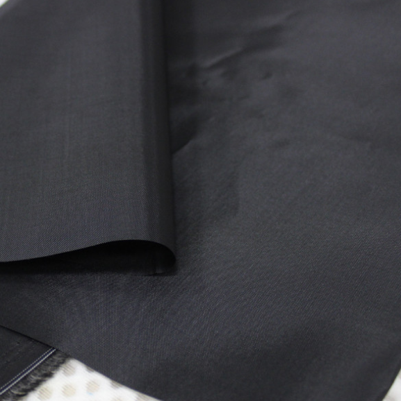 Il nylon variopinto di 100% tricotta amichevole eco- impermeabile di conteggio del filato del tessuto 150D